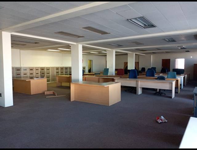 Industrial property to rent in HERIOTDALE